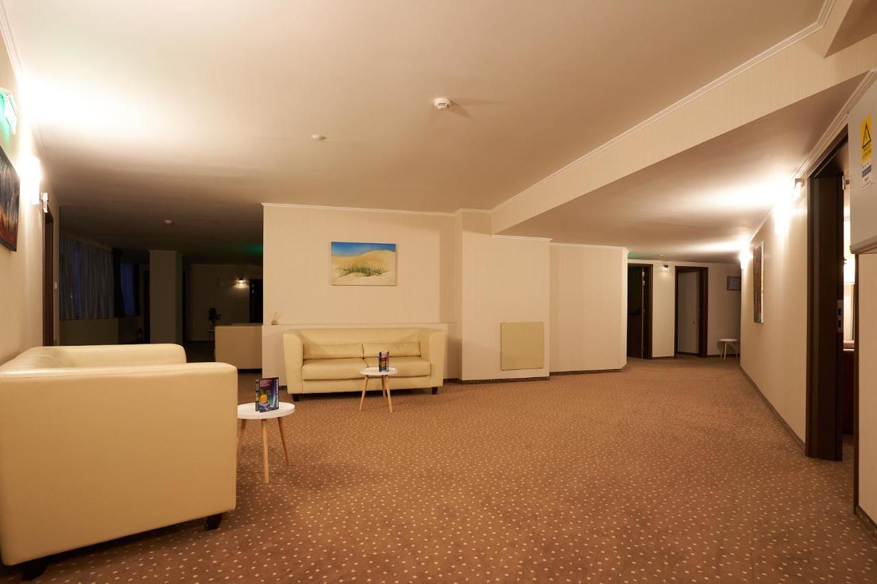 Petrodava One Piatra Neamţ Exterior foto